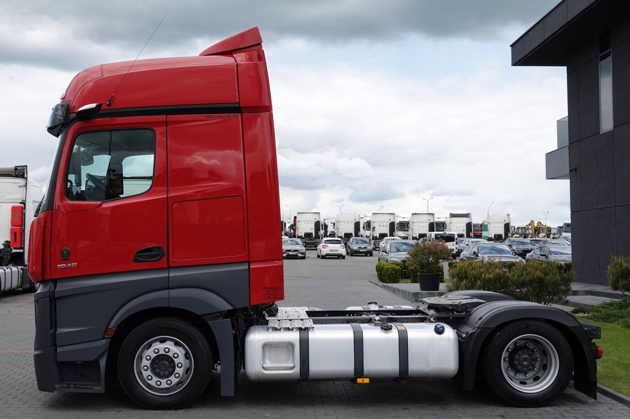 Mercedes-Benz ACTROS 1845 / LOW DECK / MEGA / BIG SPACE / PO K - Ťahač: obrázok 3 Mercedes-Benz ACTROS 1845 / LOW DECK / MEGA / BIG SPACE / PO K - Ťahač: obrázok 3