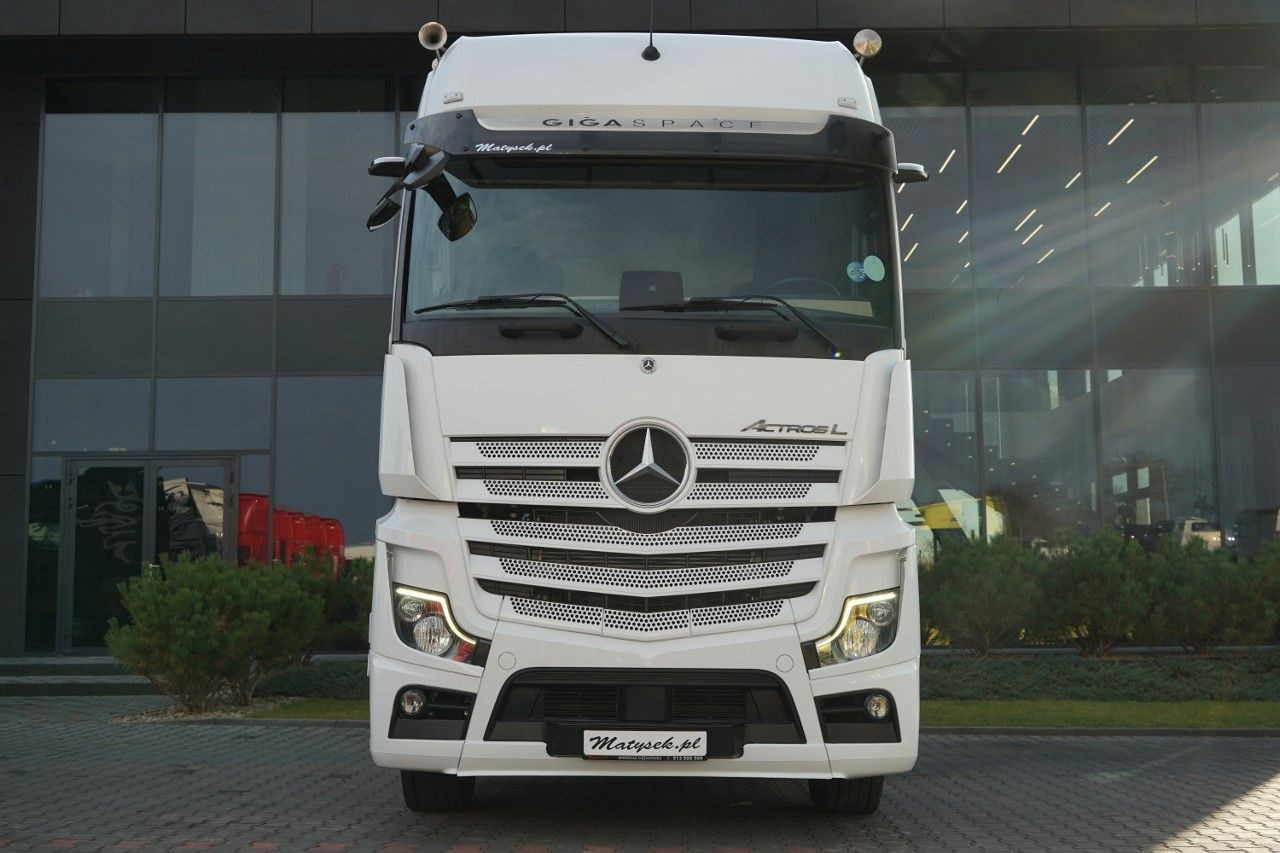 Mercedes-Benz ACTROS L 1851 / GIGA SPACE / RETARDER / 2022 R - Ťahač: obrázok 3 Mercedes-Benz ACTROS L 1851 / GIGA SPACE / RETARDER / 2022 R - Ťahač: obrázok 3