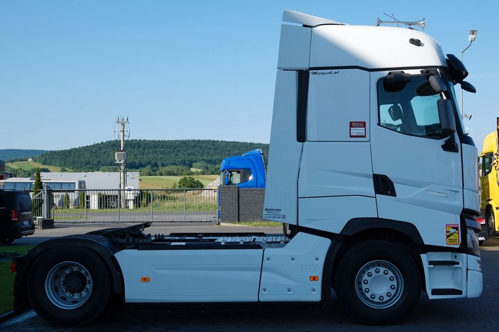 Renault T 520 / 13L / MAXISPACE / RETARDER / SALONKA Renault T 520 / 13L / MAXISPACE / RETARDER / SALONKA - Ťahač: obrázok 5 Renault T 520 / 13L / MAXISPACE / RETARDER / SALONKA Renault T 520 / 13L / MAXISPACE / RETARDER / SALONKA - Ťahač: obrázok 5