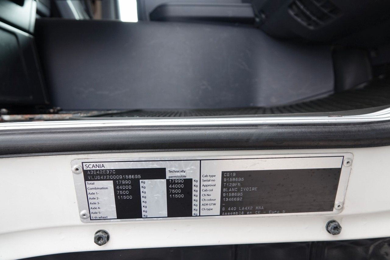 Ťahač Scania G 440 / RETARDER / ALUFELGI / SPROWADZONA: obrázok 18 Ťahač Scania G 440 / RETARDER / ALUFELGI / SPROWADZONA: obrázok 18