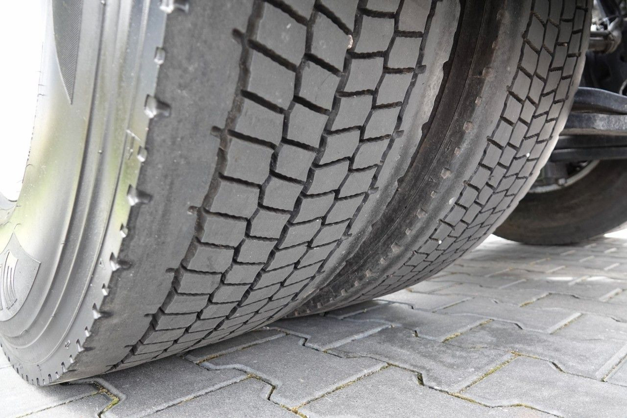 Ťahač Scania G 440 / RETARDER / ALUFELGI / SPROWADZONA: obrázok 11 Ťahač Scania G 440 / RETARDER / ALUFELGI / SPROWADZONA: obrázok 11