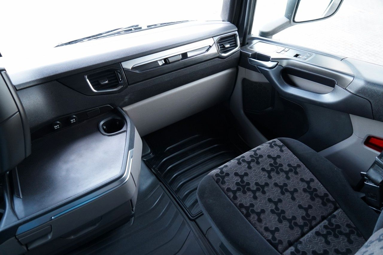 Ťahač Scania S 500 / HYDRAULIKA / RETARDER / I-PARK COOL / AL: obrázok 31