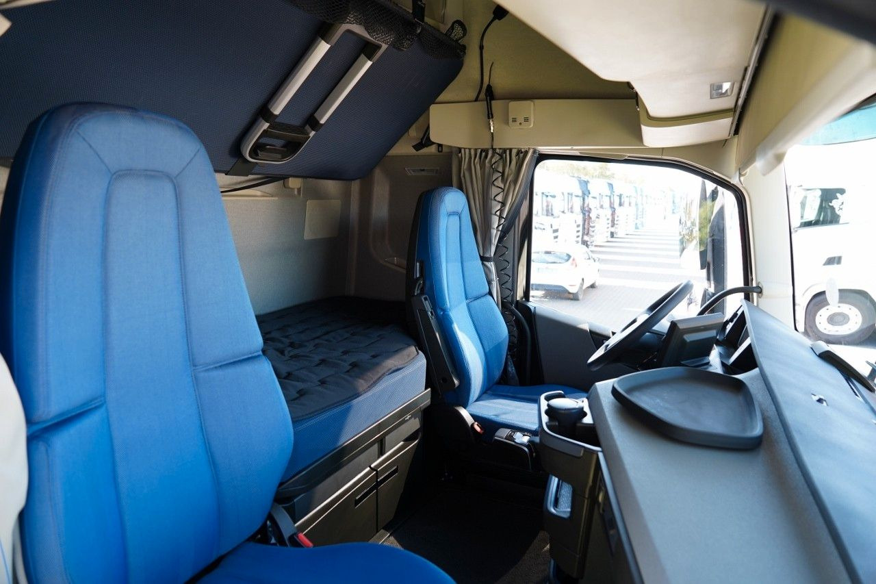 Leasing  Volvo FH 500 / 2025 ROK / 97 TYS KM / XXL / I-SHIFT Volvo FH 500 / 2025 ROK / 97 TYS KM / XXL / I-SHIFT: obrázok 34