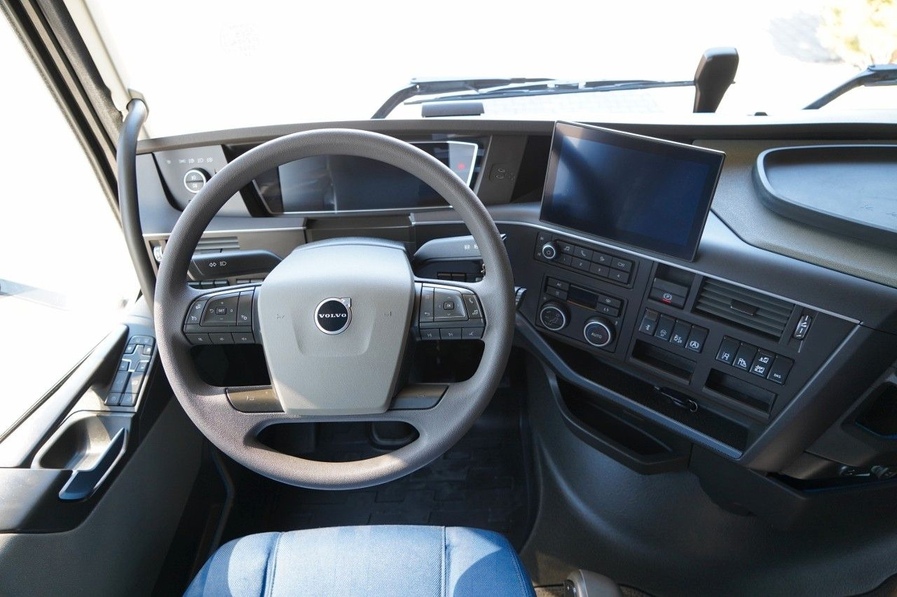 Leasing  Volvo FH 500 / 2025 ROK / 97 TYS KM / XXL / I-SHIFT Volvo FH 500 / 2025 ROK / 97 TYS KM / XXL / I-SHIFT: obrázok 28