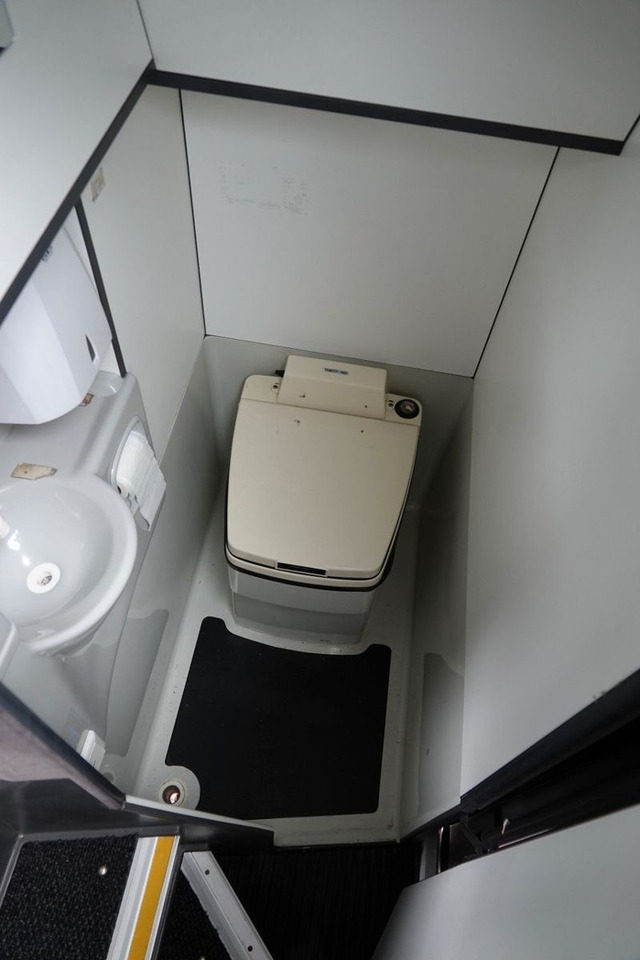 Autokar VDL BOVA FHD2 / EURO 6 / SPROWADZONY / 12. 2015 / TURYSTY: obrázok 15