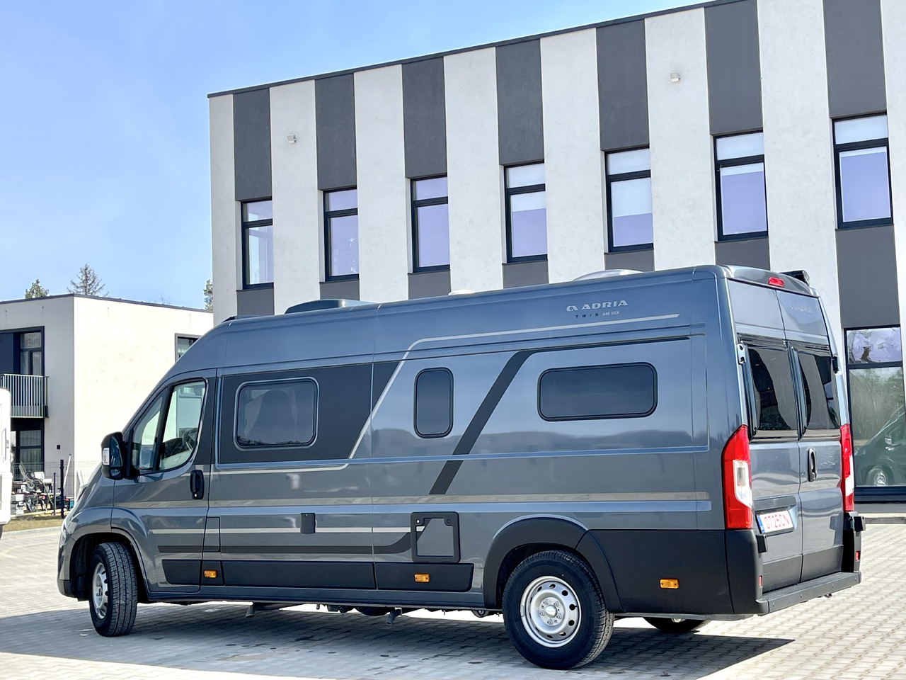 ADRIA TWIN 640 SGX - Obytný van: obrázok 3 ADRIA TWIN 640 SGX - Obytný van: obrázok 3