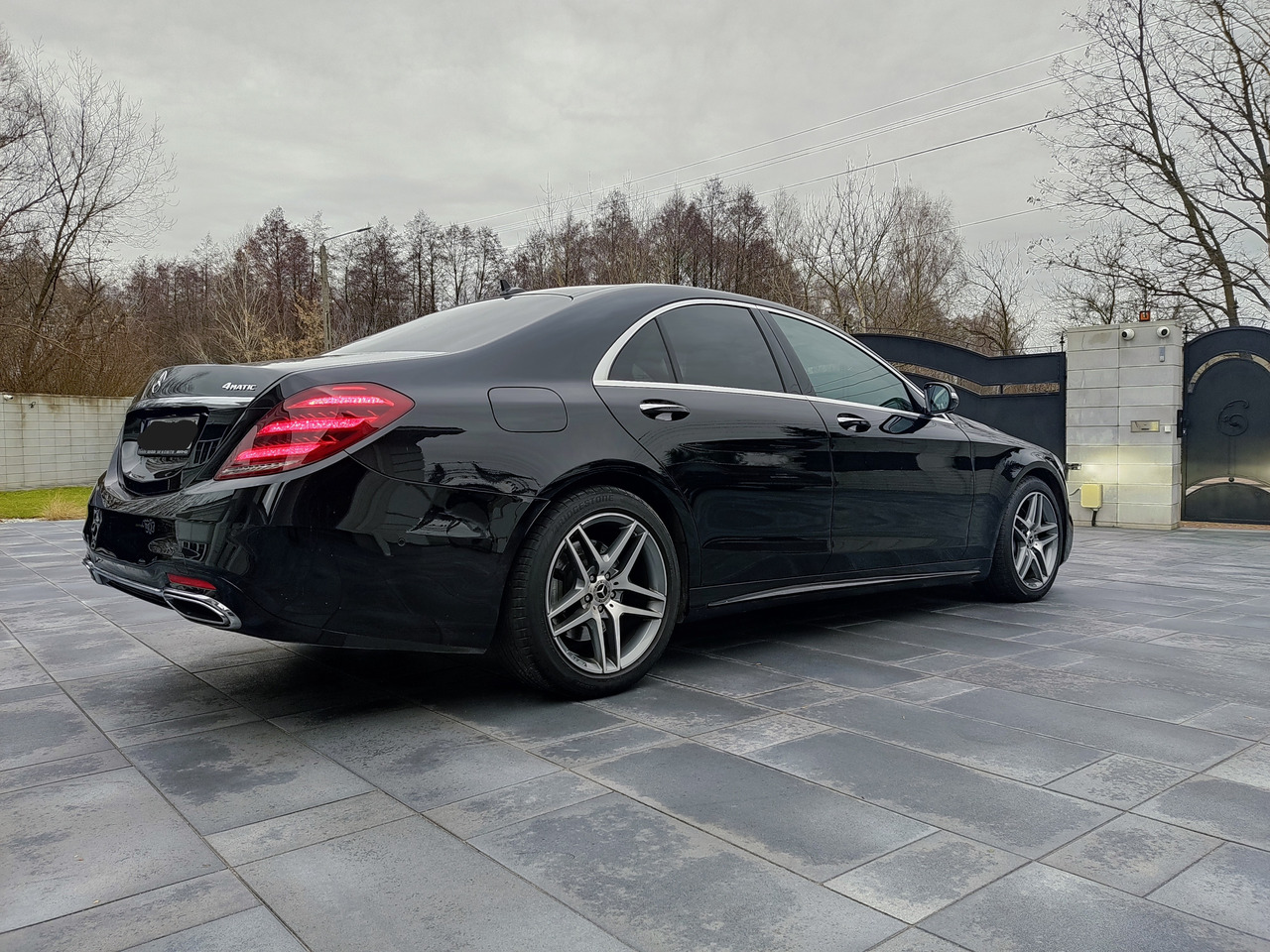 MERCEDES-BENZ S350D 4-matic 9G-tronic - Automobil: obrázok 4 MERCEDES-BENZ S350D 4-matic 9G-tronic - Automobil: obrázok 4