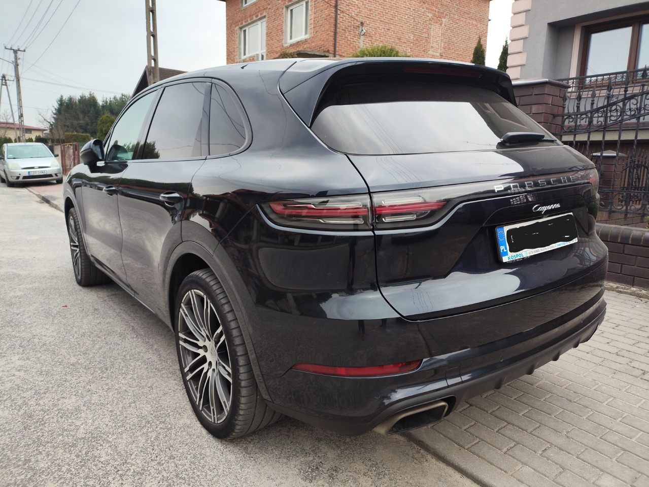 PORSCHE CAYENNE - Automobil: obrázok 2 PORSCHE CAYENNE - Automobil: obrázok 2