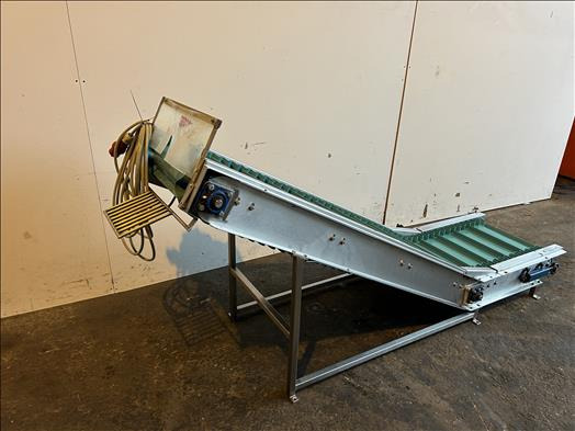 NNP Flighted elevator conveyor - Dopravník: obrázok 3 NNP Flighted elevator conveyor - Dopravník: obrázok 3