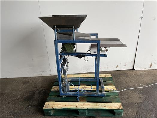 NNP Vibratory conveyor - Dopravník: obrázok 1 NNP Vibratory conveyor - Dopravník: obrázok 1