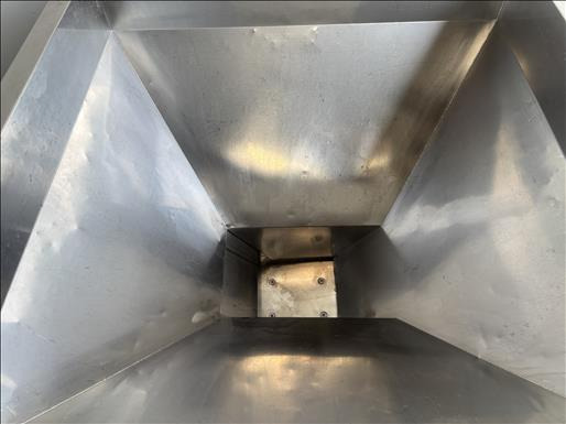NNP Vibratory feeder - Dopravník: obrázok 3 NNP Vibratory feeder - Dopravník: obrázok 3