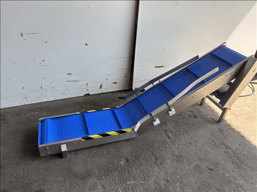 NNP flighted elevator conveyor - Dopravník: obrázok 2 NNP flighted elevator conveyor - Dopravník: obrázok 2