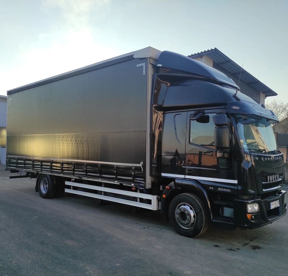 Iveco EUROCARGO 160E28 19 PAL. / FIRANKA / MANUAL / - Plachtové nákladné vozidlo: obrázok 2 Iveco EUROCARGO 160E28 19 PAL. / FIRANKA / MANUAL / - Plachtové nákladné vozidlo: obrázok 2