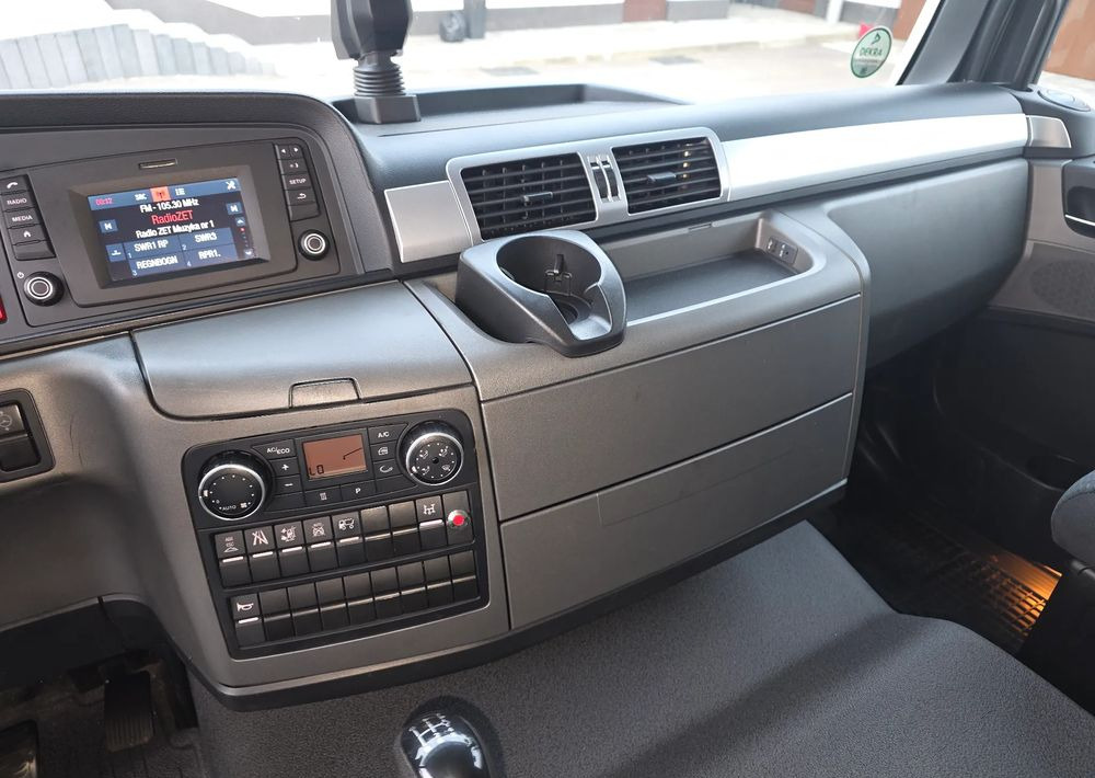 MAN TGM 12.290 - Hákový nosič kontajnerov: obrázok 5 MAN TGM 12.290 - Hákový nosič kontajnerov: obrázok 5