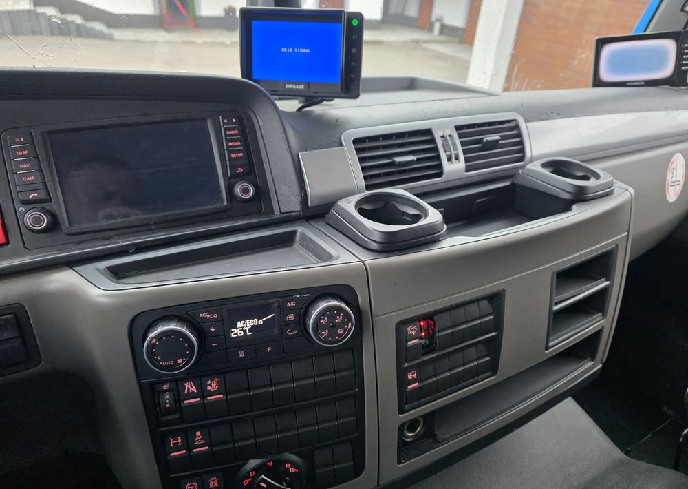 MAN TGM 18.320 urządzenie hakowe AXOR - Podvozek s kabinou: obrázok 2 MAN TGM 18.320 urządzenie hakowe AXOR - Podvozek s kabinou: obrázok 2