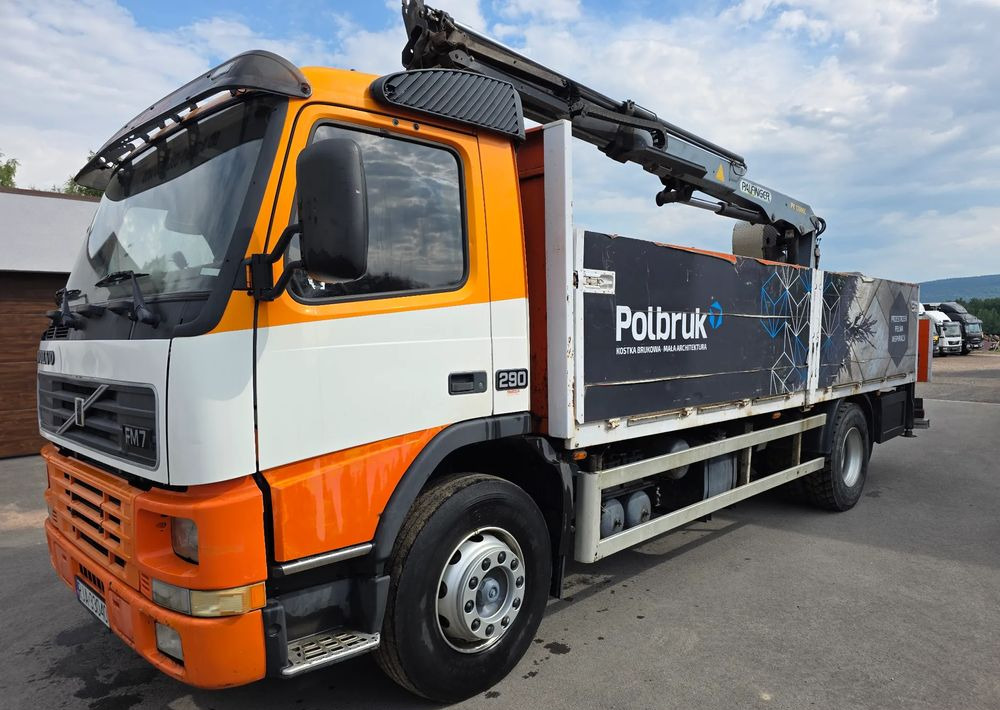 Volvo FM7 - Valníkový/ Plošinový nákladný automobil, Auto s hydraulickou rukou: obrázok 1 Volvo FM7 - Valníkový/ Plošinový nákladný automobil, Auto s hydraulickou rukou: obrázok 1