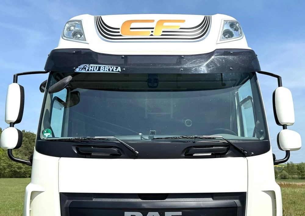DAF CF 330/10.2017/KONTENER/IZOTERMA/WINDA/18 PALET/E6/NISKI PRZEBIEG/Z NIEMIEC/JAK NOWY/DUŻY SILNIK/ - Skříňový nákladní auto: obrázok 3 DAF CF 330/10.2017/KONTENER/IZOTERMA/WINDA/18 PALET/E6/NISKI PRZEBIEG/Z NIEMIEC/JAK NOWY/DUŻY SILNIK/ - Skříňový nákladní auto: obrázok 3