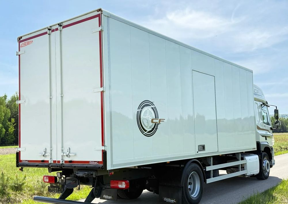DAF CF 330/10.2017/KONTENER/IZOTERMA/WINDA/18 PALET/E6/NISKI PRZEBIEG/Z NIEMIEC/JAK NOWY/DUŻY SILNIK/ - Skříňový nákladní auto: obrázok 5 DAF CF 330/10.2017/KONTENER/IZOTERMA/WINDA/18 PALET/E6/NISKI PRZEBIEG/Z NIEMIEC/JAK NOWY/DUŻY SILNIK/ - Skříňový nákladní auto: obrázok 5
