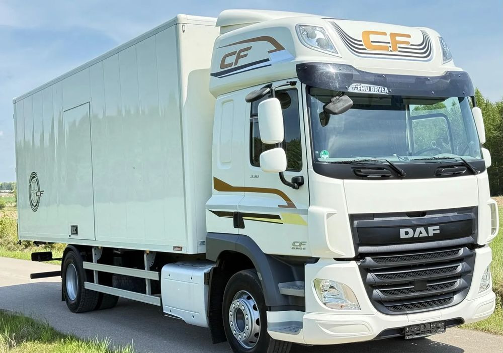 DAF CF 330/10.2017/KONTENER/IZOTERMA/WINDA/18 PALET/E6/NISKI PRZEBIEG/Z NIEMIEC/JAK NOWY/DUŻY SILNIK/ - Skříňový nákladní auto: obrázok 2 DAF CF 330/10.2017/KONTENER/IZOTERMA/WINDA/18 PALET/E6/NISKI PRZEBIEG/Z NIEMIEC/JAK NOWY/DUŻY SILNIK/ - Skříňový nákladní auto: obrázok 2