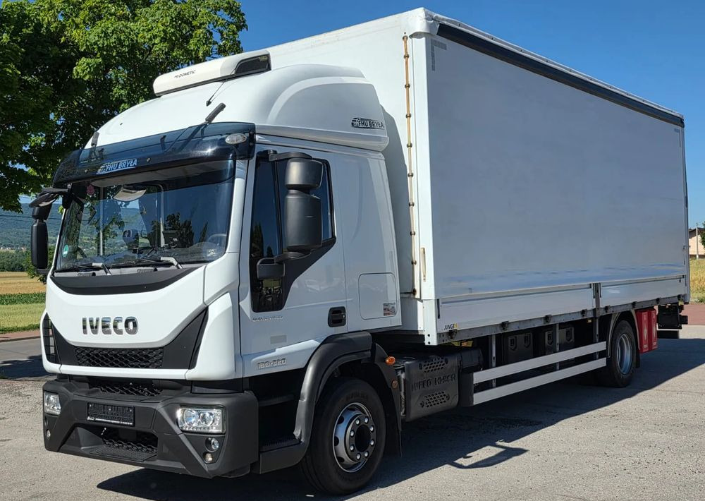 Iveco EUROCARGO 160E320/FIRANKA/WINDA/AUTOMAT/NISKI PRZEBIEG/E6/SPROWADZONY/PIERWSZY WŁAŚCICIEL - Plachtové nákladné vozidlo: obrázok 1 Iveco EUROCARGO 160E320/FIRANKA/WINDA/AUTOMAT/NISKI PRZEBIEG/E6/SPROWADZONY/PIERWSZY WŁAŚCICIEL - Plachtové nákladné vozidlo: obrázok 1