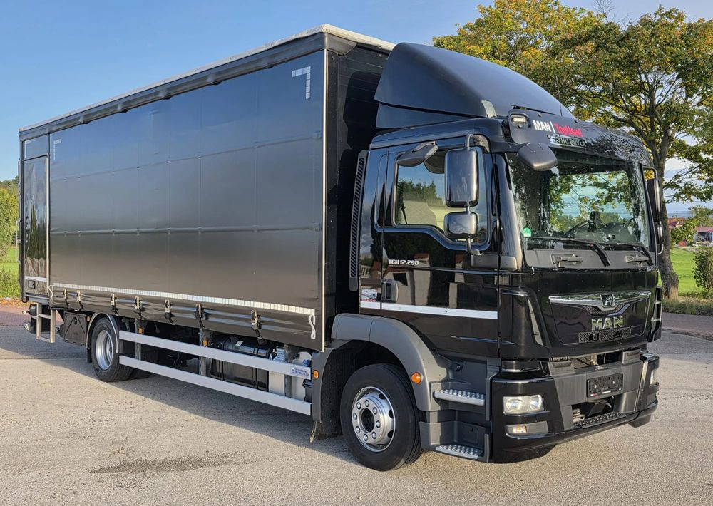 MAN TGM 12.290 / 15.290 / E6/ FIRANKA /BOCZNE DRZWI / BURTO-FIRANKA / 18PALET / WINDA / NISKI PRZEBIEG / 2018/ CAŁY NA PODUSZKACH / SERWISOWANY - Plachtové nákladné vozidlo: obrázok 2 MAN TGM 12.290 / 15.290 / E6/ FIRANKA /BOCZNE DRZWI / BURTO-FIRANKA / 18PALET / WINDA / NISKI PRZEBIEG / 2018/ CAŁY NA PODUSZKACH / SERWISOWANY - Plachtové nákladné vozidlo: obrázok 2