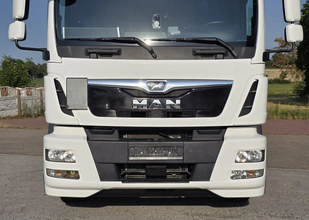 MAN TGM 15.290 / BURTO-FIRANKA / CAŁY NA PODUSZKACH /KLIMA POSTOJOWA / 2018R / NISKI PRZEBIEG / 18 PALET / E6 / JAK NOWY / WINDA / - Plachtové nákladné vozidlo: obrázok 4 MAN TGM 15.290 / BURTO-FIRANKA / CAŁY NA PODUSZKACH /KLIMA POSTOJOWA / 2018R / NISKI PRZEBIEG / 18 PALET / E6 / JAK NOWY / WINDA / - Plachtové nákladné vozidlo: obrázok 4