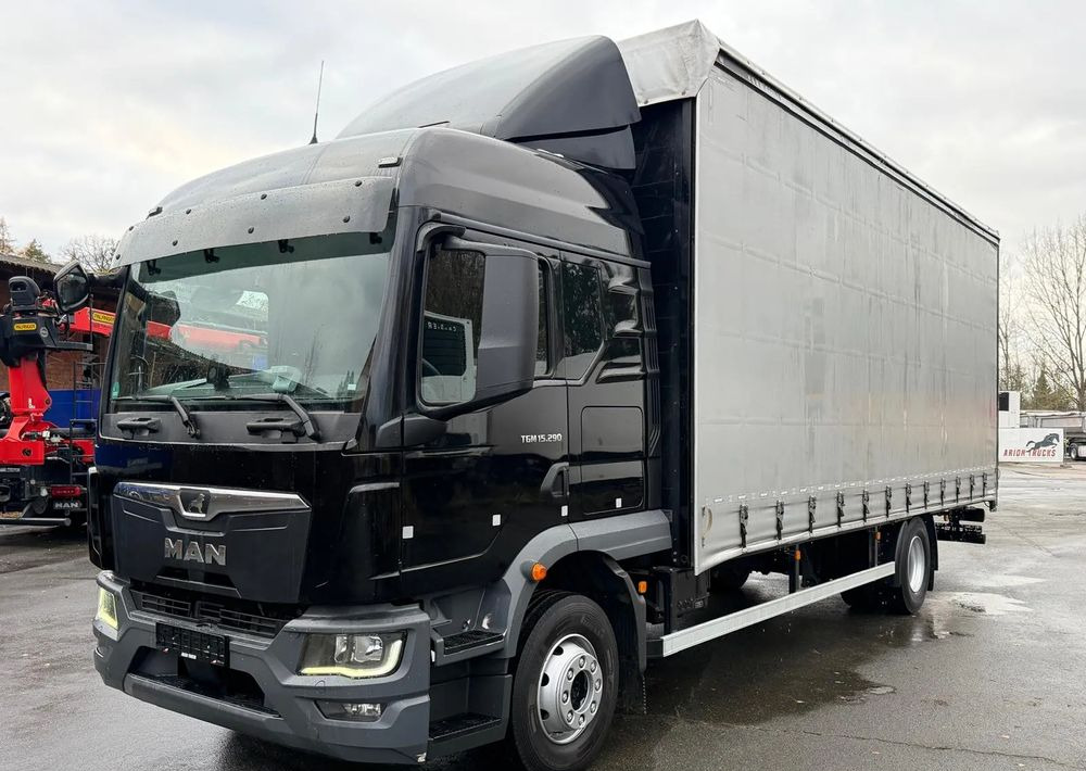 MAN TGM 15.290 / NOWY MODEL / E6 / 18PALET / 7720 ŁADOWNOŚĆ / SERWISOWANY / NOWY TACHOGRAF / NISKI PRZEBIEG / WINDA / FIRANKA / SPROWADZONY / 2022 / NISKI PRZEBIEG /PIERWSZY WŁAŚCICIEL/ - Plachtové nákladné vozidlo: obrázok 2 MAN TGM 15.290 / NOWY MODEL / E6 / 18PALET / 7720 ŁADOWNOŚĆ / SERWISOWANY / NOWY TACHOGRAF / NISKI PRZEBIEG / WINDA / FIRANKA / SPROWADZONY / 2022 / NISKI PRZEBIEG /PIERWSZY WŁAŚCICIEL/ - Plachtové nákladné vozidlo: obrázok 2