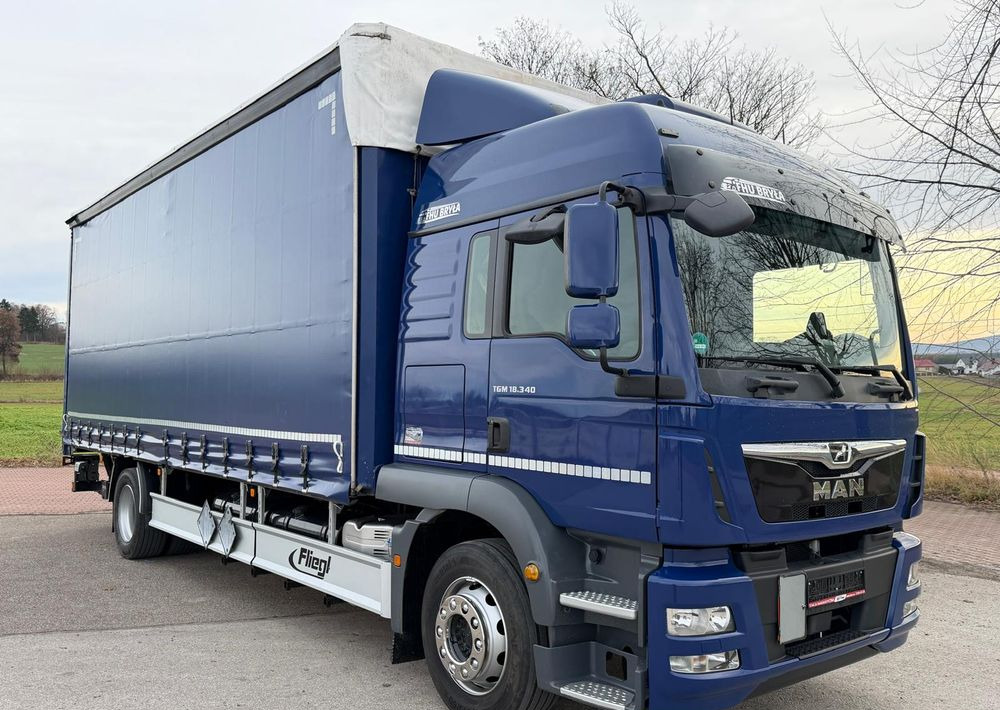MAN TGM 18.340 / FIRANKA / LIFT / SPROWADZONY / KLIMA POSTOJOWA / 2017 / 9700 ŁADOWNOŚĆ / AUTOMAT / 18 PALET / E6 / WINDA / - Plachtové nákladné vozidlo: obrázok 1 MAN TGM 18.340 / FIRANKA / LIFT / SPROWADZONY / KLIMA POSTOJOWA / 2017 / 9700 ŁADOWNOŚĆ / AUTOMAT / 18 PALET / E6 / WINDA / - Plachtové nákladné vozidlo: obrázok 1