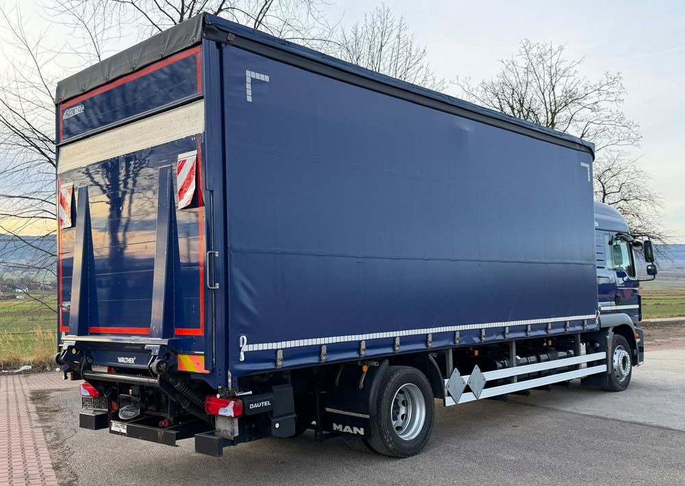MAN TGM 18.340 / FIRANKA / SPROWADZONY / 9100 ŁADOWNOŚĆ / 18 PALET / E6 / WINDA / - Plachtové nákladné vozidlo: obrázok 4 MAN TGM 18.340 / FIRANKA / SPROWADZONY / 9100 ŁADOWNOŚĆ / 18 PALET / E6 / WINDA / - Plachtové nákladné vozidlo: obrázok 4
