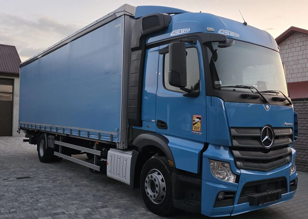 Mercedes-Benz ACTROS 1833 / FIRANKA/ WINDA / 22PALETY / 8760 ŁADOWNOŚĆ / AUTOMAT / DUŻY SILNIK / SYPIALKA / - Plachtové nákladné vozidlo: obrázok 2 Mercedes-Benz ACTROS 1833 / FIRANKA/ WINDA / 22PALETY / 8760 ŁADOWNOŚĆ / AUTOMAT / DUŻY SILNIK / SYPIALKA / - Plachtové nákladné vozidlo: obrázok 2