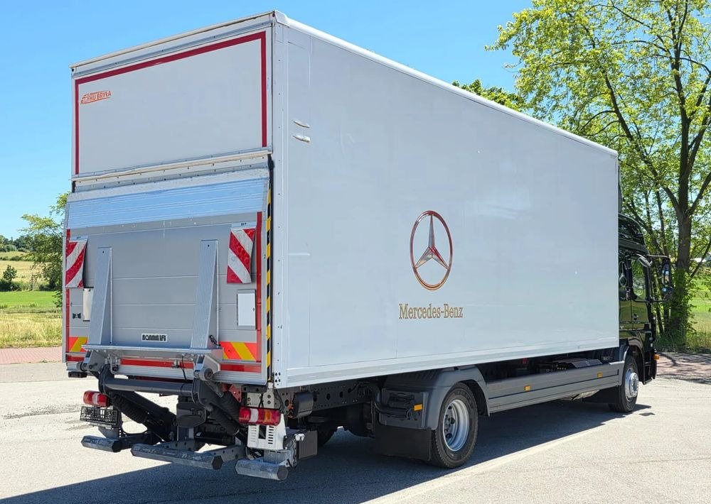 Mercedes-Benz ATEGO 1527/1530/IZOTERMA/WINDA/SPROWADZONY/E6/PIERWSZY WŁAŚCICIEL/AUTOMAT/18EURO PALET/STAN BARDZO DOBRY - Chladirenské nákladné vozidlo: obrázok 5 Mercedes-Benz ATEGO 1527/1530/IZOTERMA/WINDA/SPROWADZONY/E6/PIERWSZY WŁAŚCICIEL/AUTOMAT/18EURO PALET/STAN BARDZO DOBRY - Chladirenské nákladné vozidlo: obrázok 5