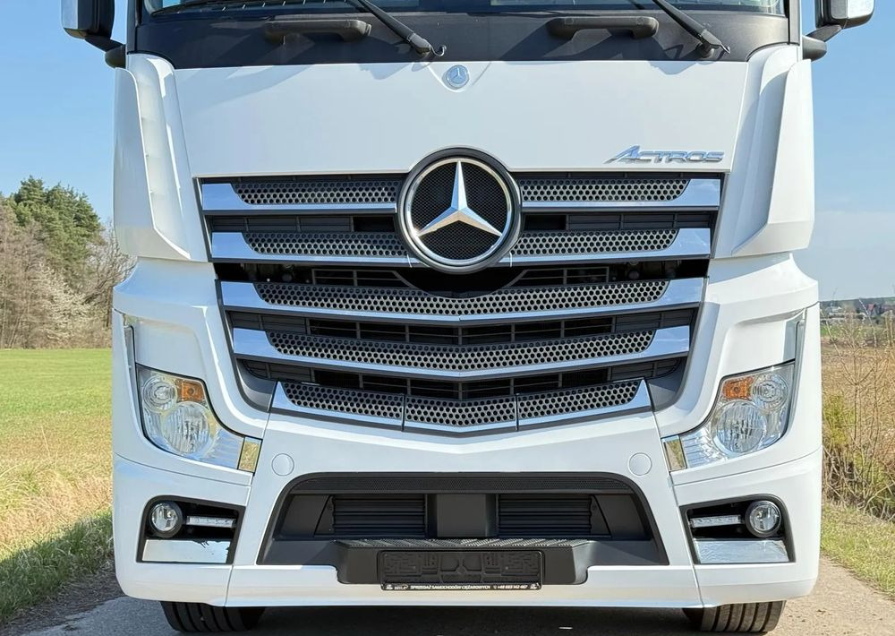 Mercedes-Benz ACTROS 1853/1845/E6/BIG SPACE/STANDARD/2019/ALUSY/NISKI PRZEBIEG/ - Ťahač: obrázok 4 Mercedes-Benz ACTROS 1853/1845/E6/BIG SPACE/STANDARD/2019/ALUSY/NISKI PRZEBIEG/ - Ťahač: obrázok 4