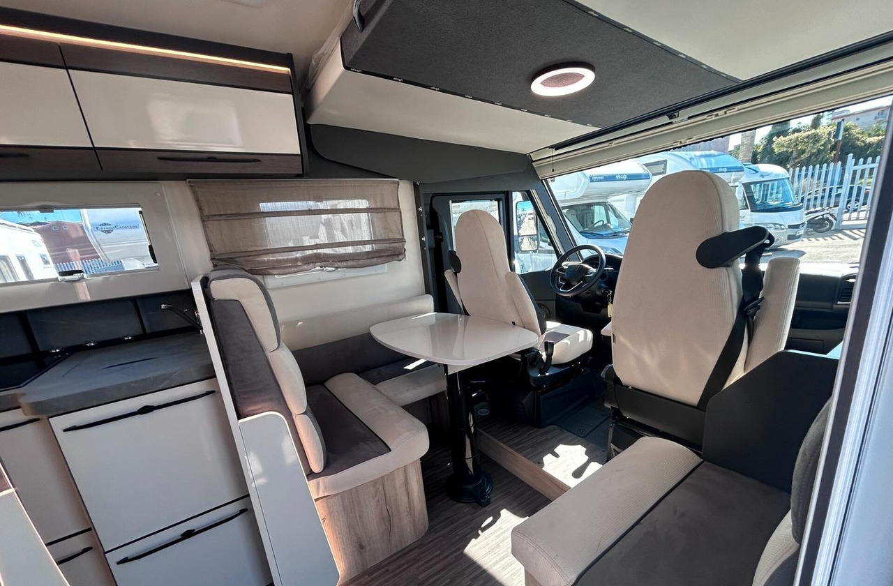 - Karavan: obrázok 2 - Karavan: obrázok 2