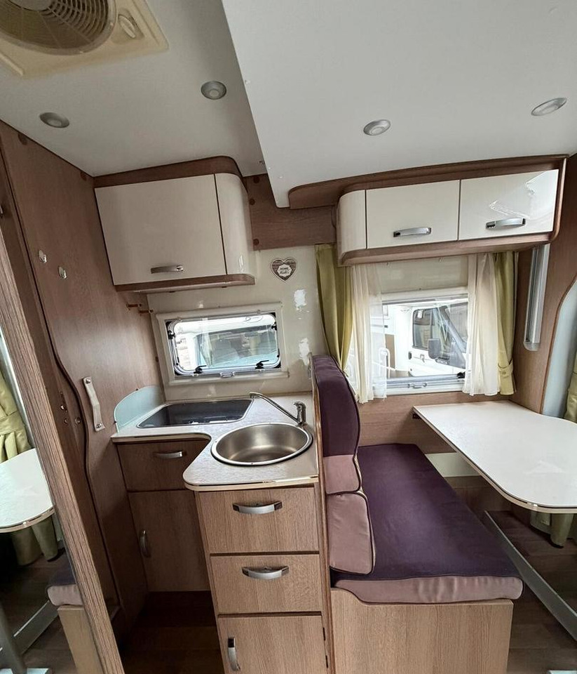 Polointegrované obytné auto Mclouis MC LOUIS MC2 73G: obrázok 12 Polointegrované obytné auto Mclouis MC LOUIS MC2 73G: obrázok 12