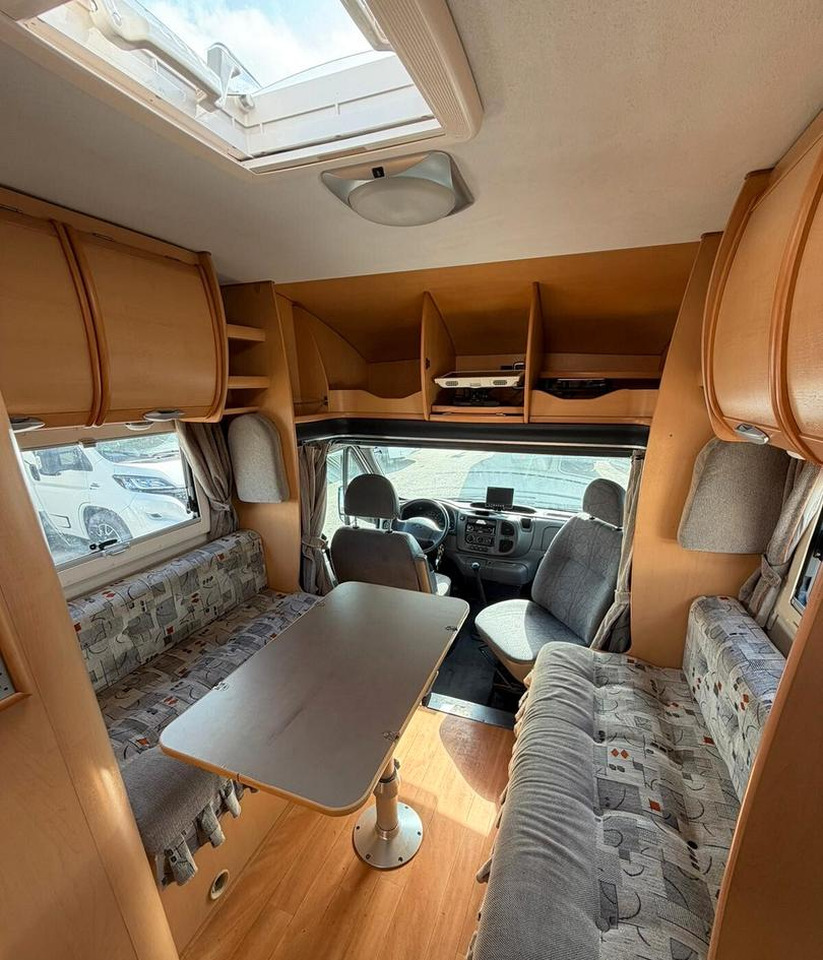 ROLLER TEAM GRANDUCA GARAGE P - Polointegrované obytné auto: obrázok 5 ROLLER TEAM GRANDUCA GARAGE P - Polointegrované obytné auto: obrázok 5