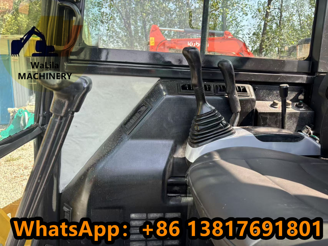 KOMATSU PC56-7 - Mini rýpadlo: obrázok 3 KOMATSU PC56-7 - Mini rýpadlo: obrázok 3