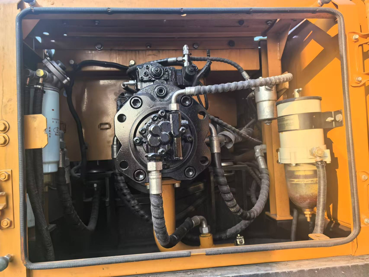 Sany SY 365 H SY365 - Pásové rýpadlo: obrázok 3 Sany SY 365 H SY365 - Pásové rýpadlo: obrázok 3