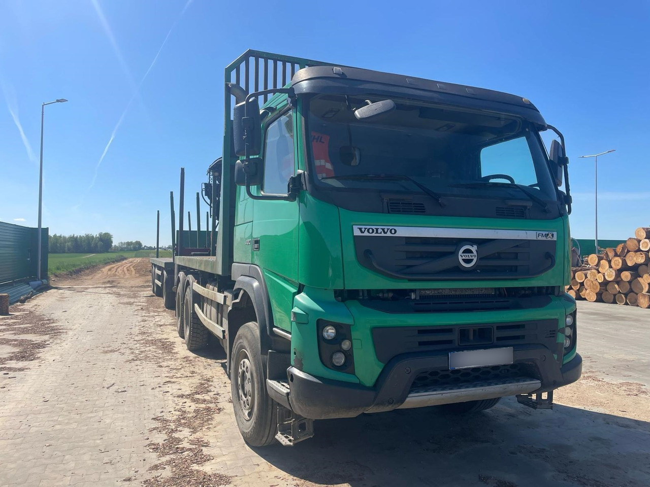 VOLVO FMX - Nákladné vozidlo na prepravu dreva: obrázok 3 VOLVO FMX - Nákladné vozidlo na prepravu dreva: obrázok 3