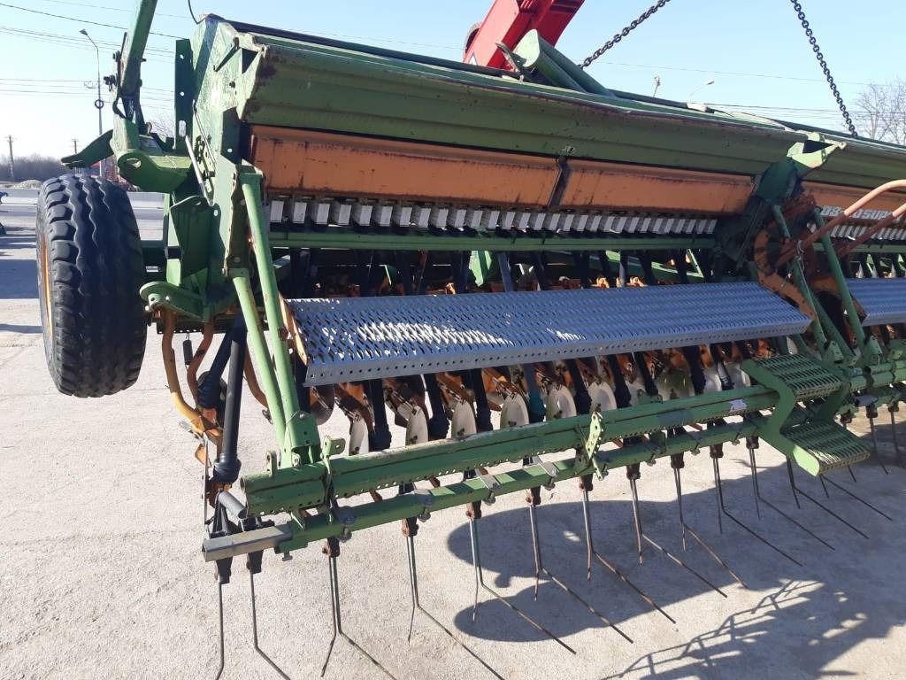 Amazone D8-60 Super - Univerzálny sejací stroj: obrázok 3 Amazone D8-60 Super - Univerzálny sejací stroj: obrázok 3