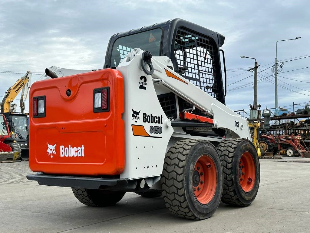 Bobcat S 450 - Šmykom riadený nakladač: obrázok 4 Bobcat S 450 - Šmykom riadený nakladač: obrázok 4