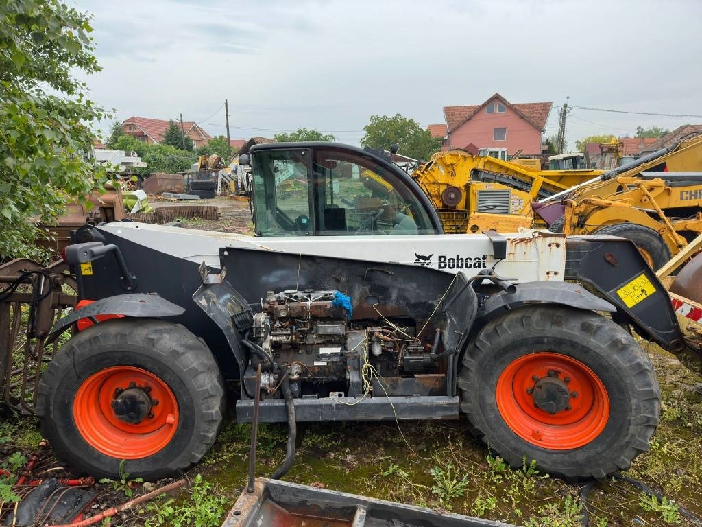 Bobcat TL 470 FOR PARTS OR COMPLETE - Teleskopický nakladač: obrázok 5 Bobcat TL 470 FOR PARTS OR COMPLETE - Teleskopický nakladač: obrázok 5
