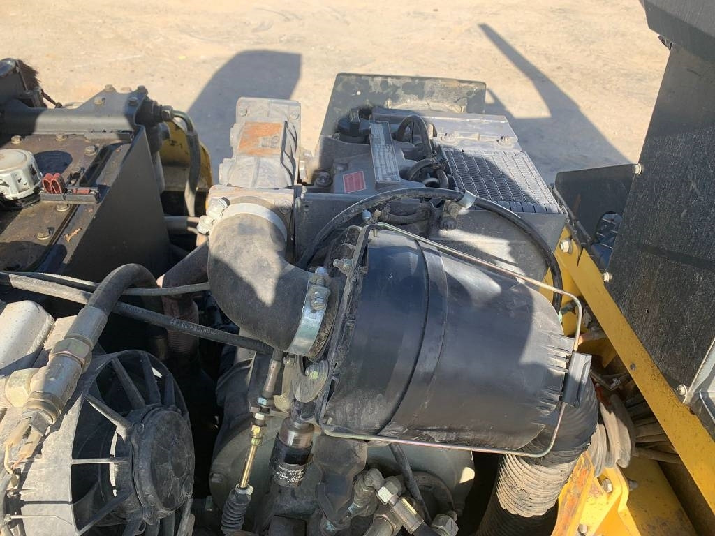 Cestný valec Bomag BW 120 AD-3: obrázok 7