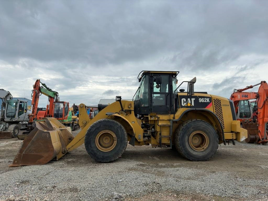 CAT 962 K - Kolesový nakladač: obrázok 2 CAT 962 K - Kolesový nakladač: obrázok 2