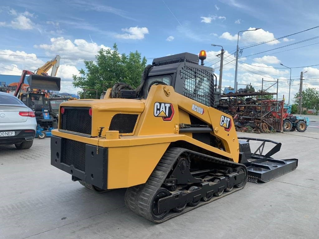 CAT ASV RC100 - Šmykom riadený nakladač: obrázok 4 CAT ASV RC100 - Šmykom riadený nakladač: obrázok 4