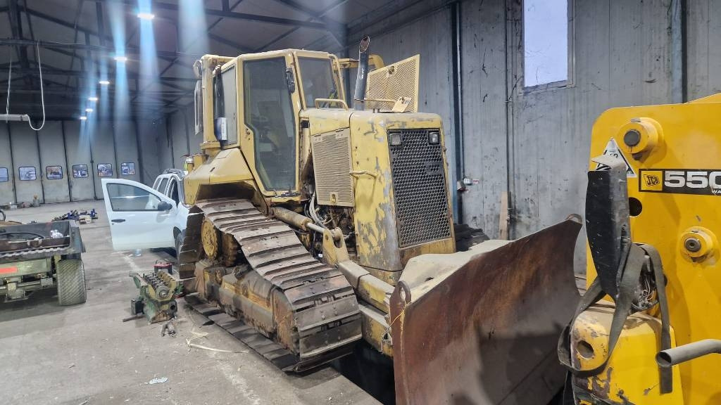 CAT D5 FOR PARTS - Buldozér: obrázok 1 CAT D5 FOR PARTS - Buldozér: obrázok 1