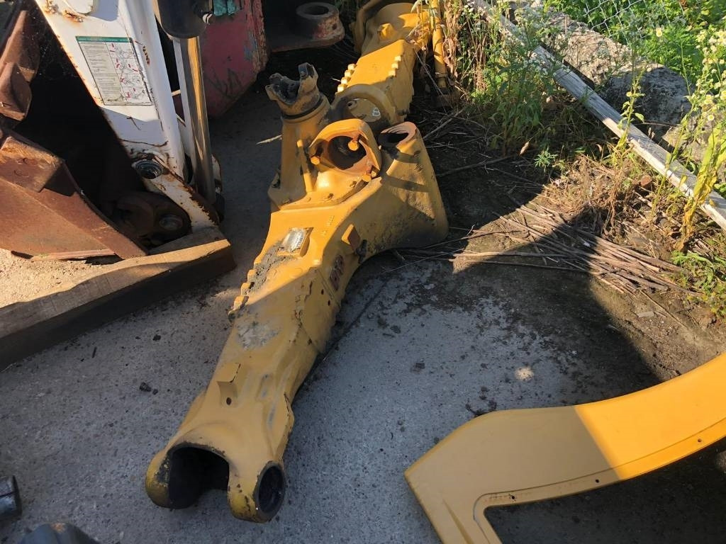 CAT TH 220 B FOR PARTS - Teleskopický nakladač: obrázok 4 CAT TH 220 B FOR PARTS - Teleskopický nakladač: obrázok 4