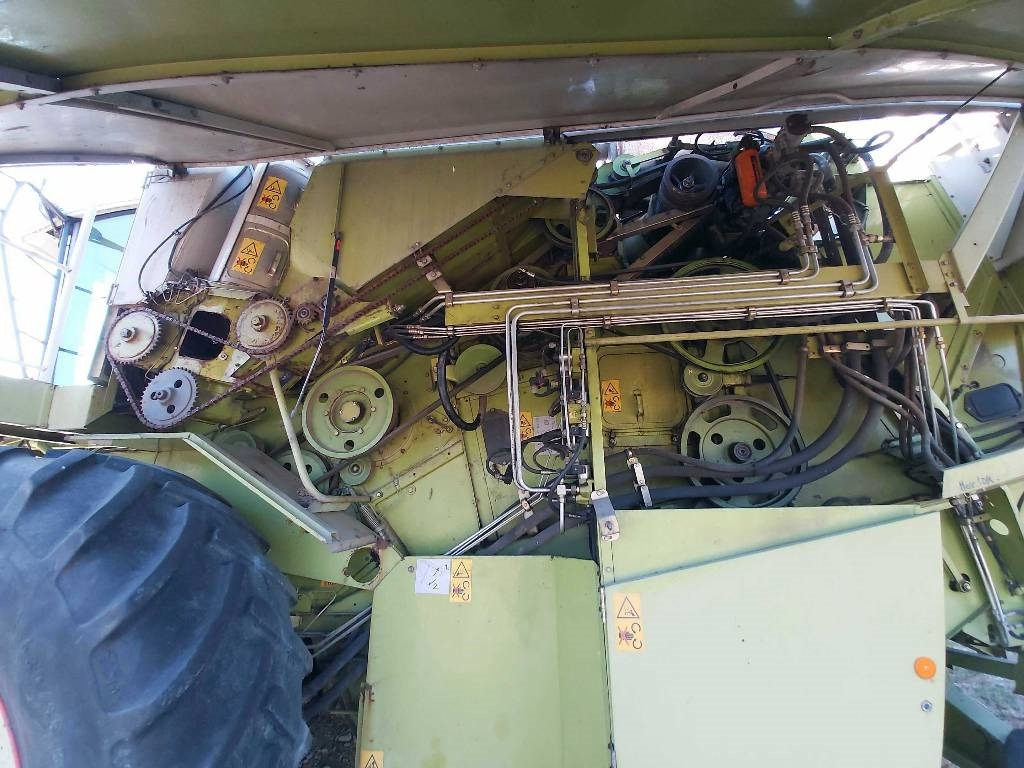 Obilný kombajn Claas Lexion 480: obrázok 9