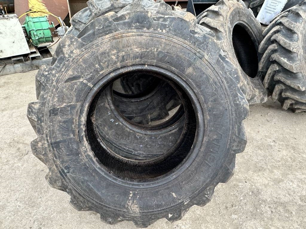 Constar BKT - Pneumatika pre Nákladné auto: obrázok 2 Constar BKT - Pneumatika pre Nákladné auto: obrázok 2
