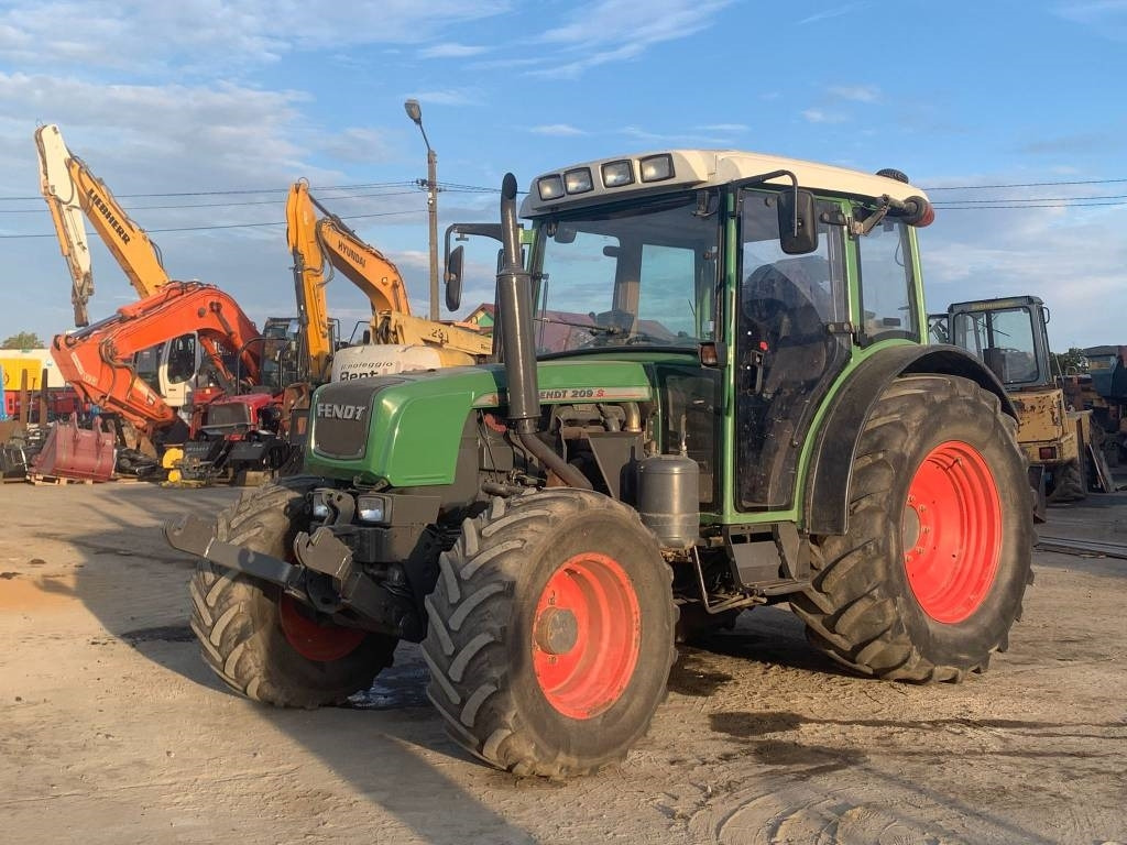 Fendt 209S - Traktor: obrázok 2 Fendt 209S - Traktor: obrázok 2