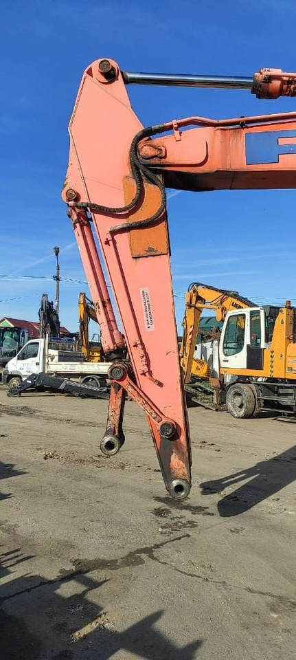 Fiat-Kobelco EX355 - Pásové rýpadlo: obrázok 5 Fiat-Kobelco EX355 - Pásové rýpadlo: obrázok 5